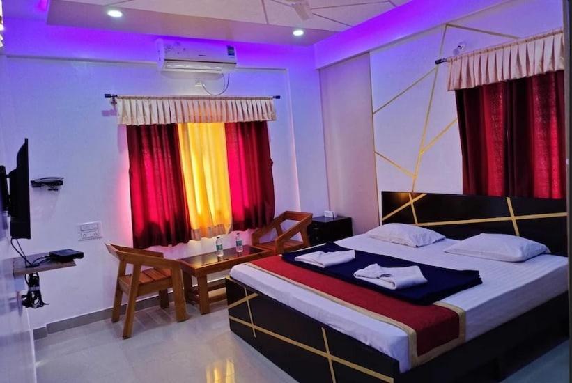 Royal Comfort Inn Bangalore Buitenkant foto